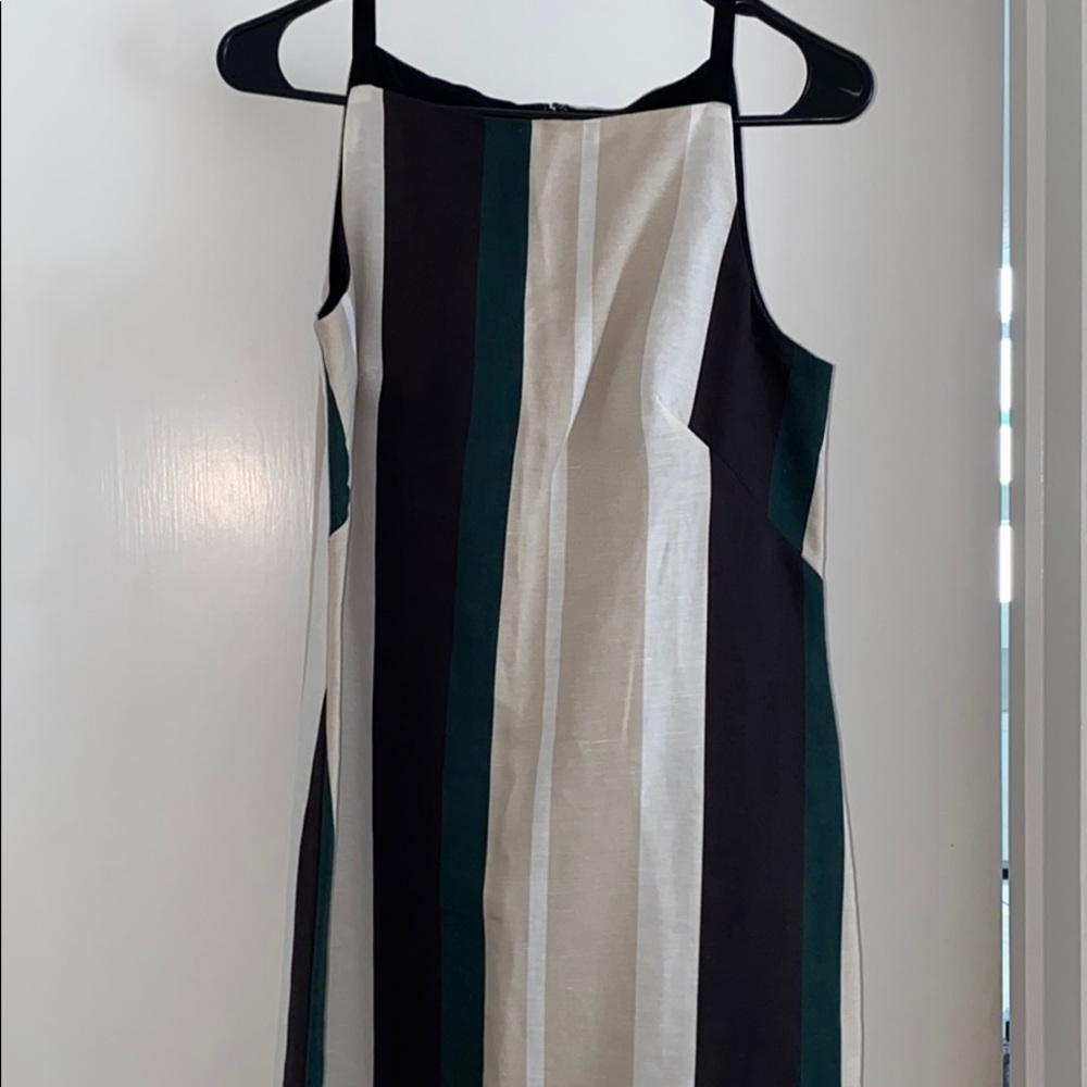 Ann Taylor Shift Dress Petite